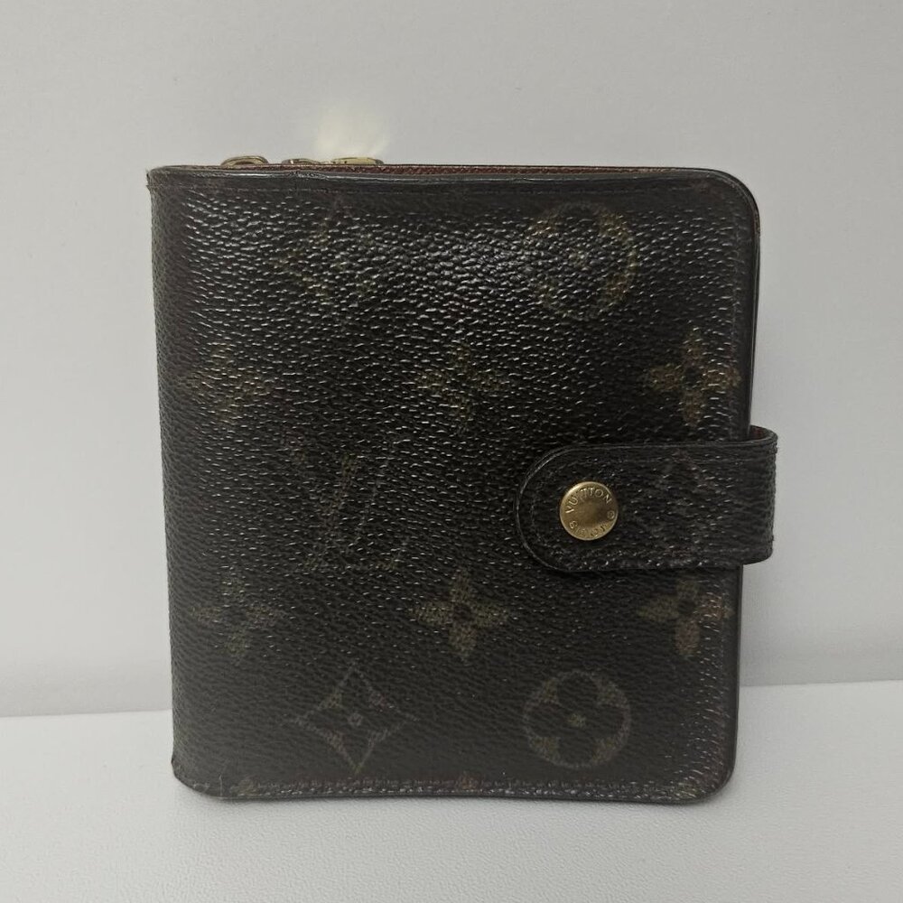 Authentic Louis Vuitton Monogram Compact Zip Wallet with COA
